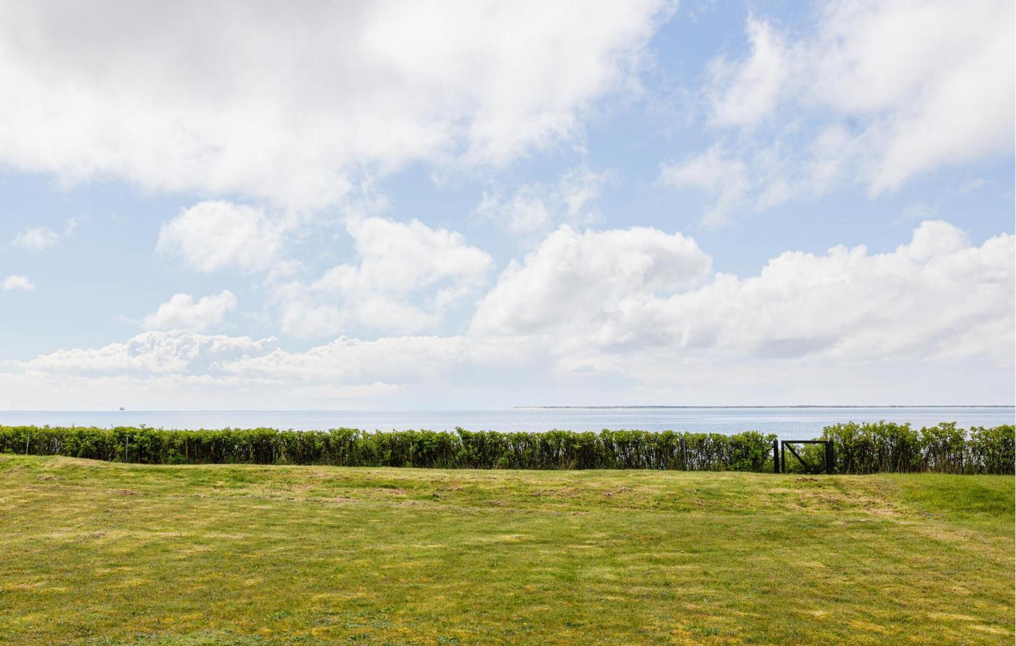 Gorgeous Home In Esbjerg V With House Sea View Exterior photo